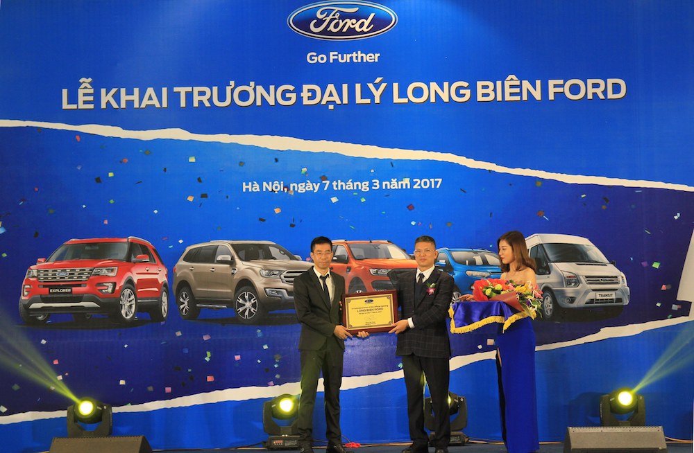 Ford Việt Nam Khai Trương Long Biên Ford 