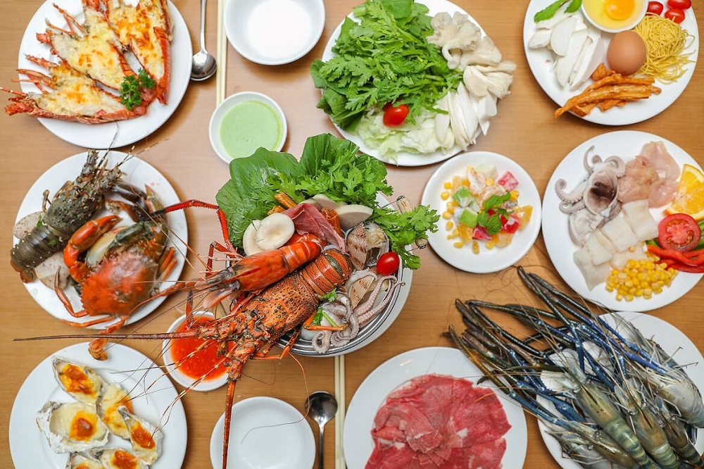 Tiệc Mừng Ngày Của Cha và Ngày Gia Đình 