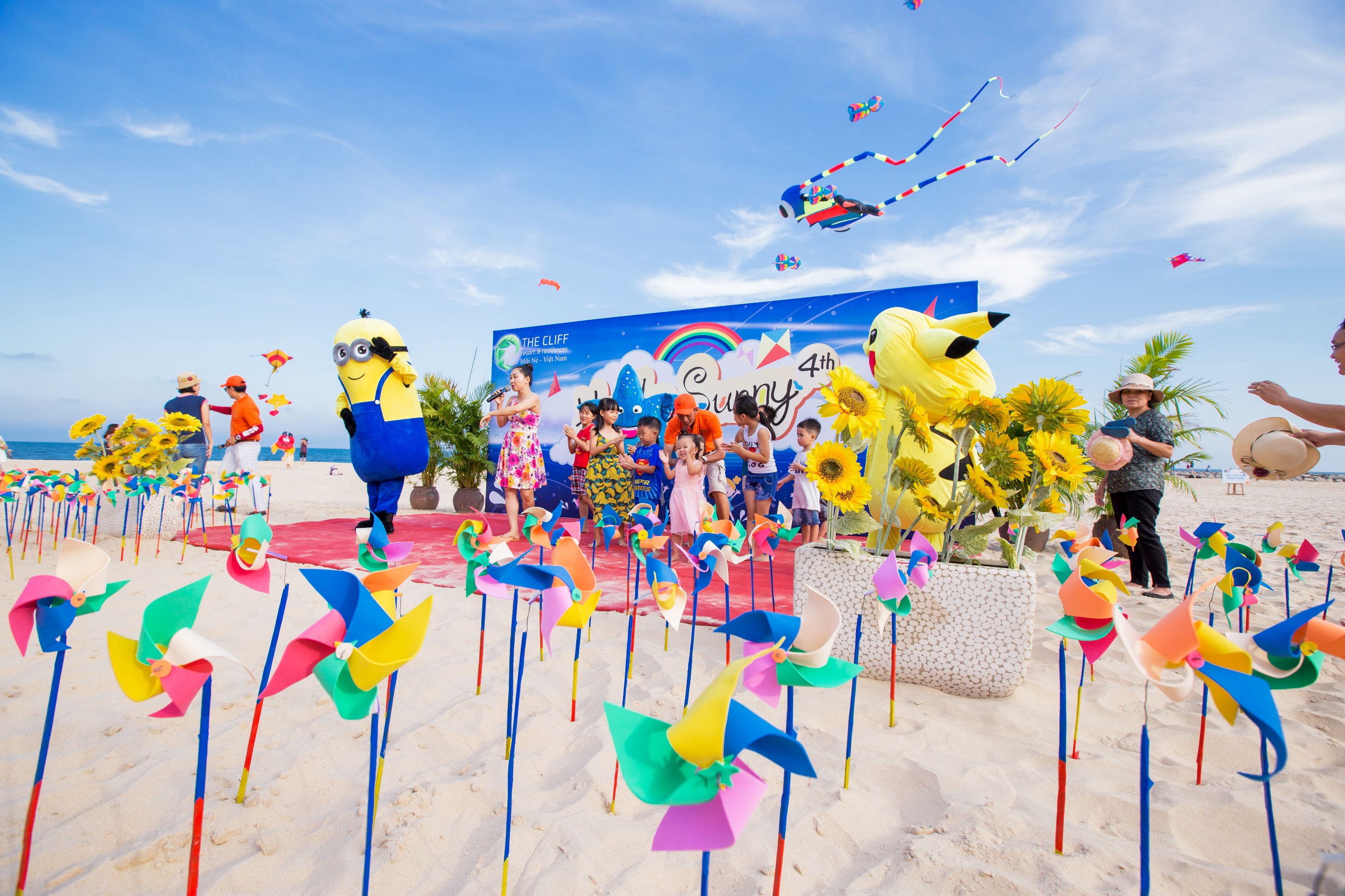 Vui hè rực rỡ cùng Hello Sunny 