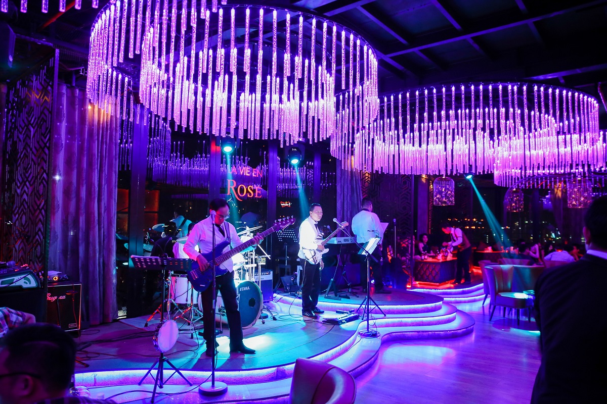 “Đêm Kỷ Niệm” TẠI LA VIE EN ROSE 