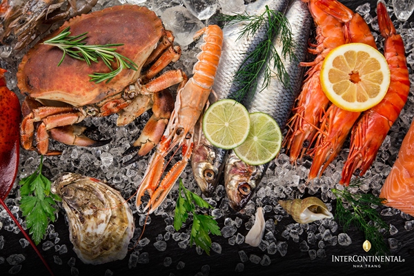Buffet hải sản tại Khách sạn InterContinental Nha Trang