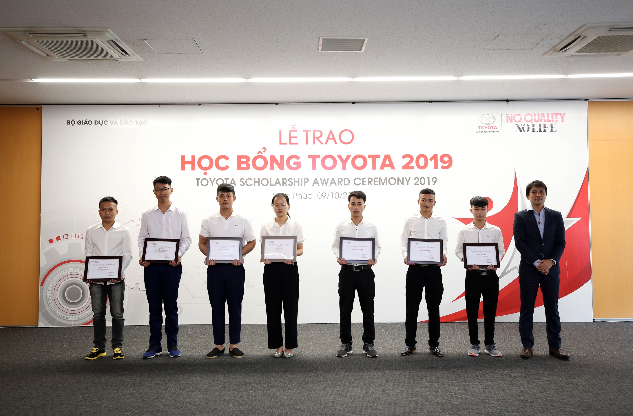  Toyota Việt Nam trao tặng 200 suất Học bổng về kỹ thuật và âm nhạc