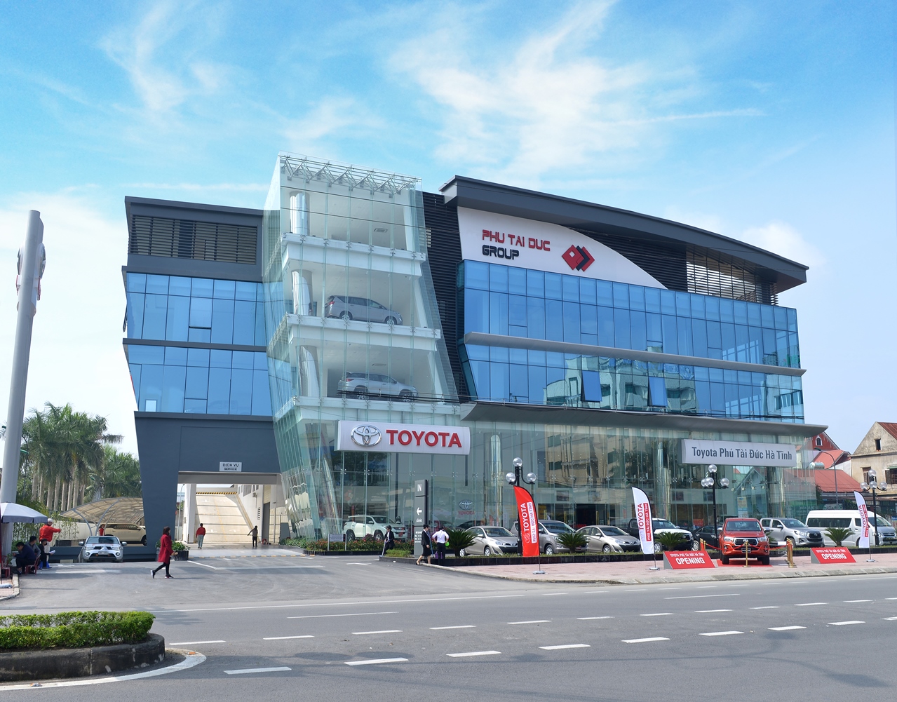 Khai trương Toyota Phú Tài Đức – Hà Tĩnh