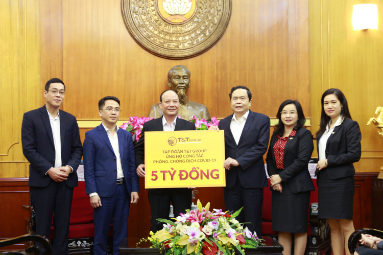 Doanh nghiệp của “bầu Hiển” ủng hộ 10 tỷ đồng cho công tác phòng chống dịch Covid-19