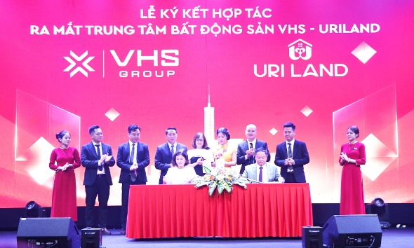 Bắc Ninh: Ký kết hợp tác và ra mắt Trung tâm giao dịch bất động sản VHS- URI LAND