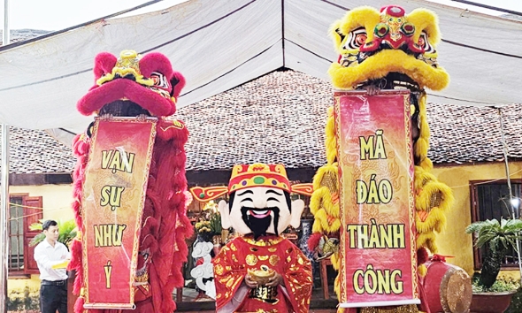 Bắc Ninh: Sắc màu văn hóa truyền thống tại lễ hội đình Đông Lý tại phường Đa Mai