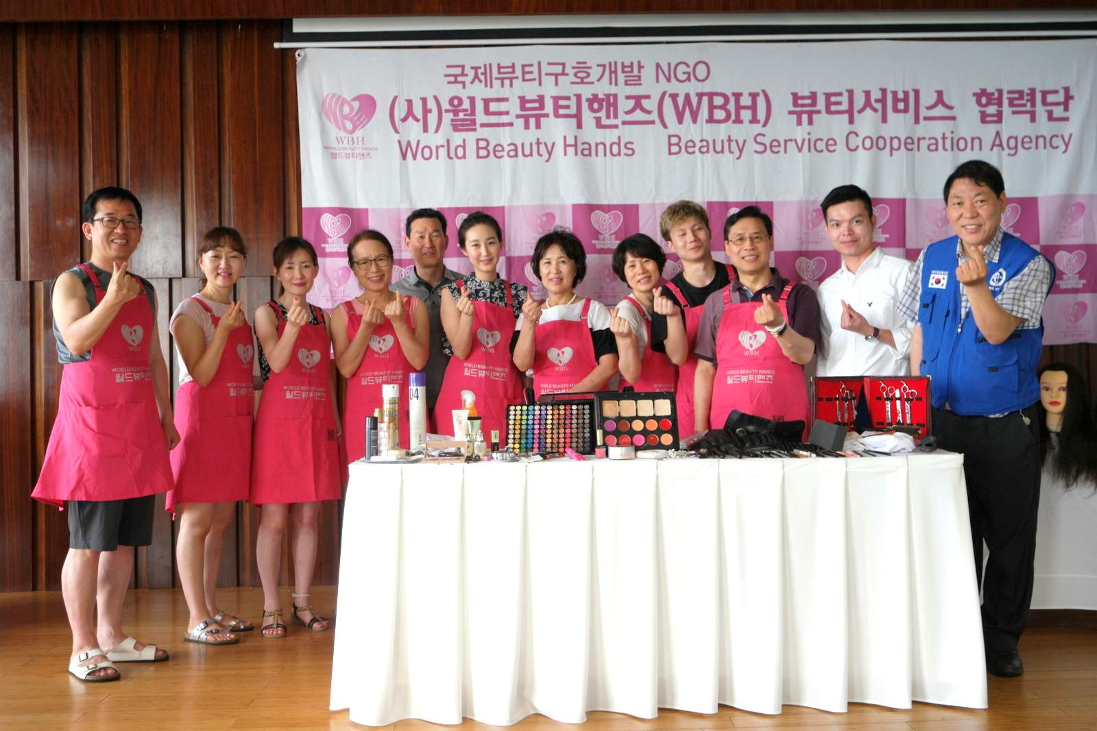 World Beauty Hands  - Bữa Tiệc Văn Hóa Và Chăm Sóc Sắc Đẹp Đến Từ Hàn Quốc