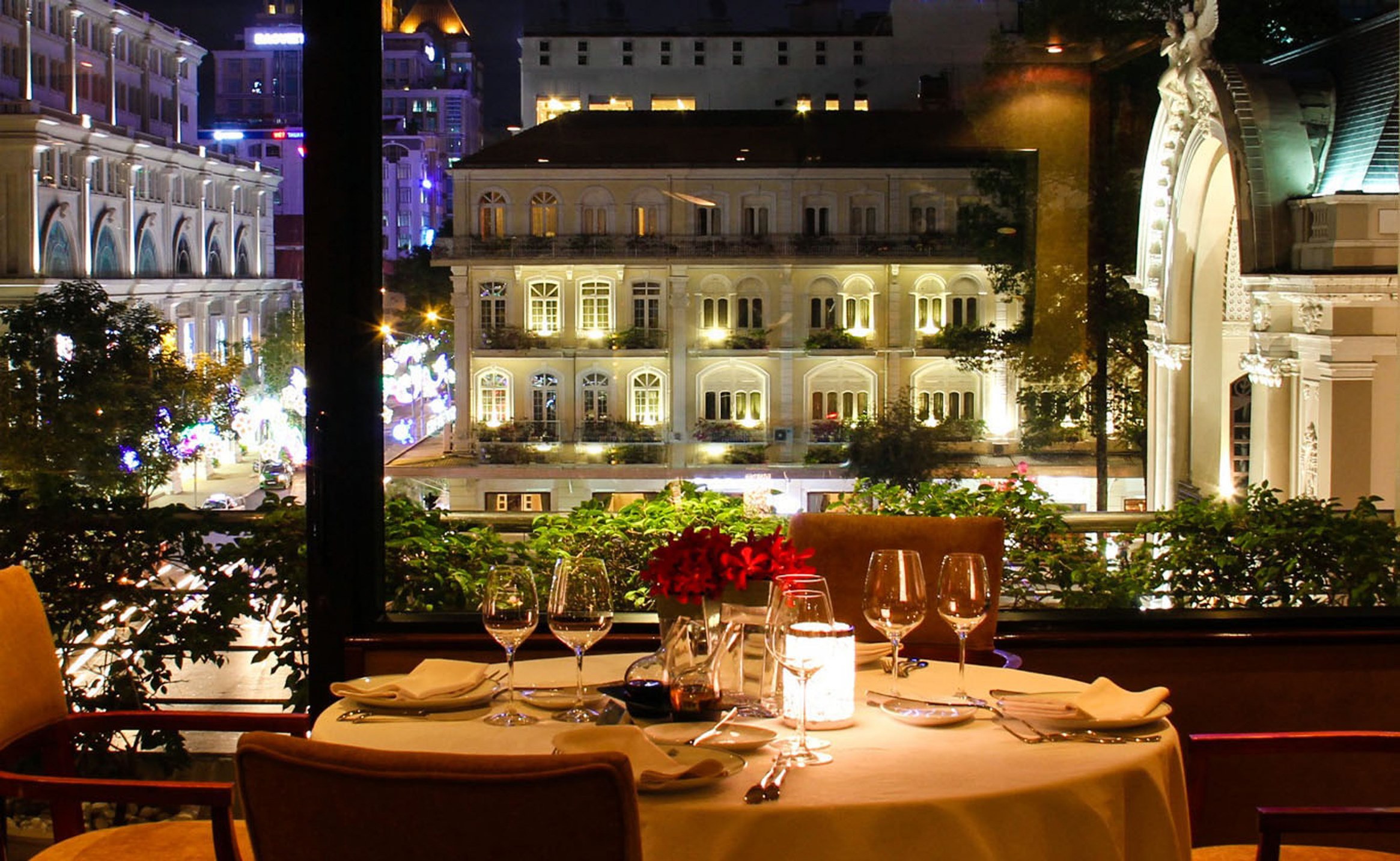 Thưởng Thức Tài Nghệ  Của Đầu Bếp Sao Michelin - Nicolas Isnard 