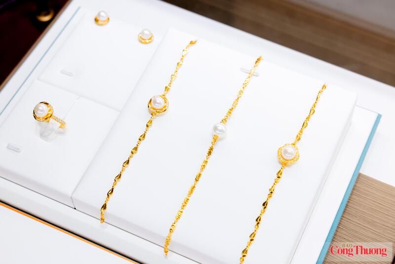 Giá vàng hôm nay (13/7): Lỗ nặng sau một tuần xuống tiền