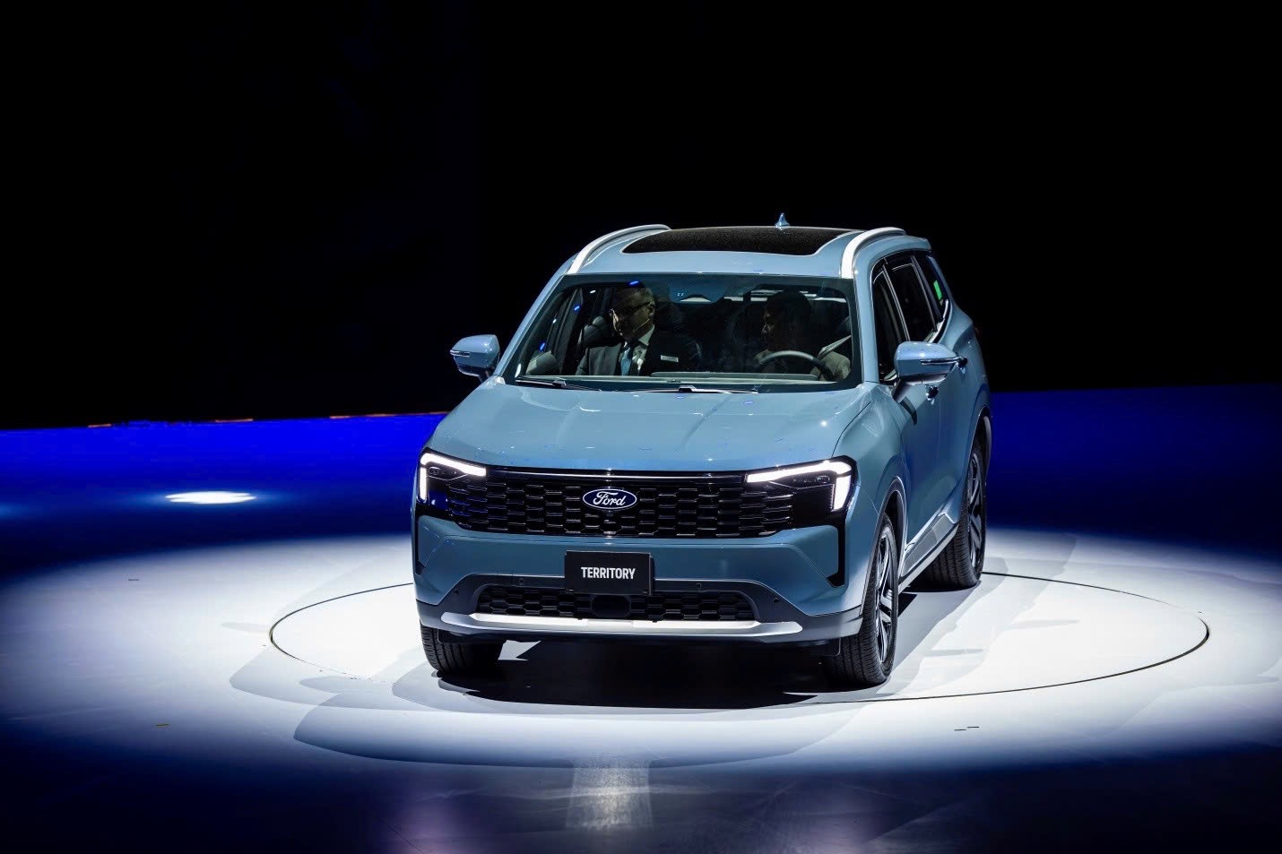 Ford Việt Nam triển khai chương trình "Chọn Ford, Trọn An tâm"