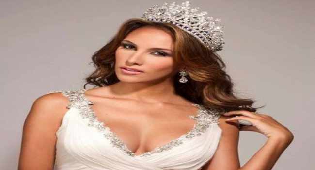 Miss Venezuela – Hoa hậu Liên lục địa 2012 làm diễn giả tại Việt Nam