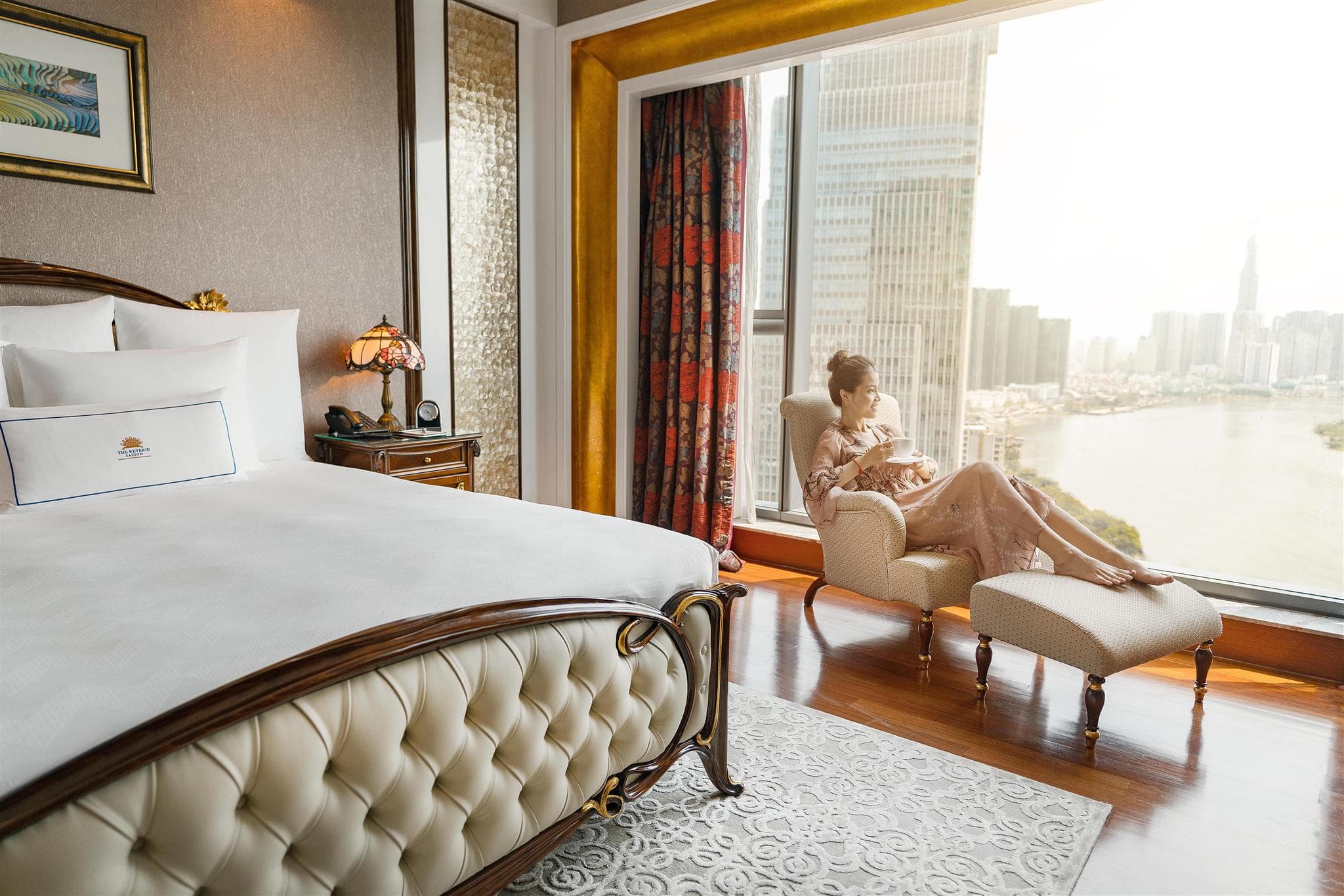 Thượng đẳng xa hoa tại The Reverie Saigon Residential Suites