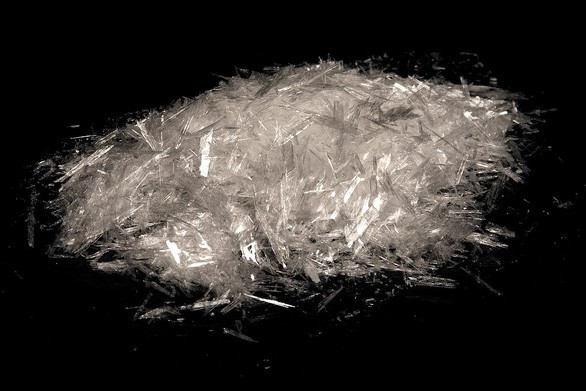 Benzoic trong tương ớt có gây ung thư không? Vì sao VN, Nhật, Châu Âu/Mỹ ứng xử khác nhau?