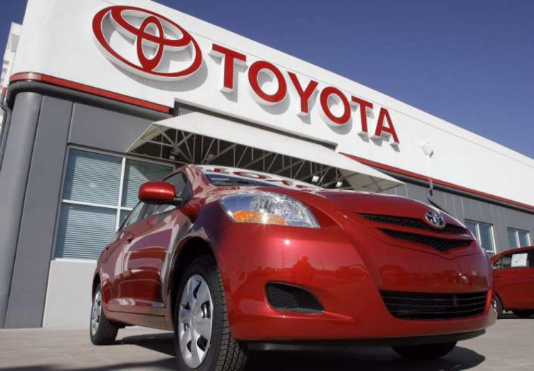 Toyota đổ tiền vào Uber để phát triển xe không người lái