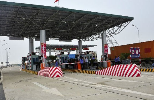 Phí cầu đường quá “chát”, doanh nghiệp kiến nghị công khai chi phí làm đường