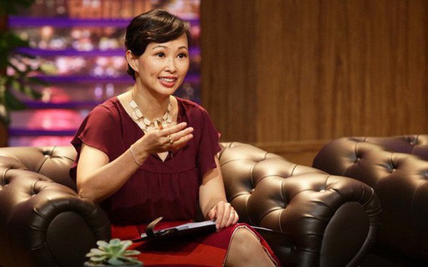 'Người đàn bà thép' FPT Retail khuyên phụ nữ muốn phát triển sự nghiệp, làm sếp: Nếu có thể, hãy lấy người cùng công ty!
