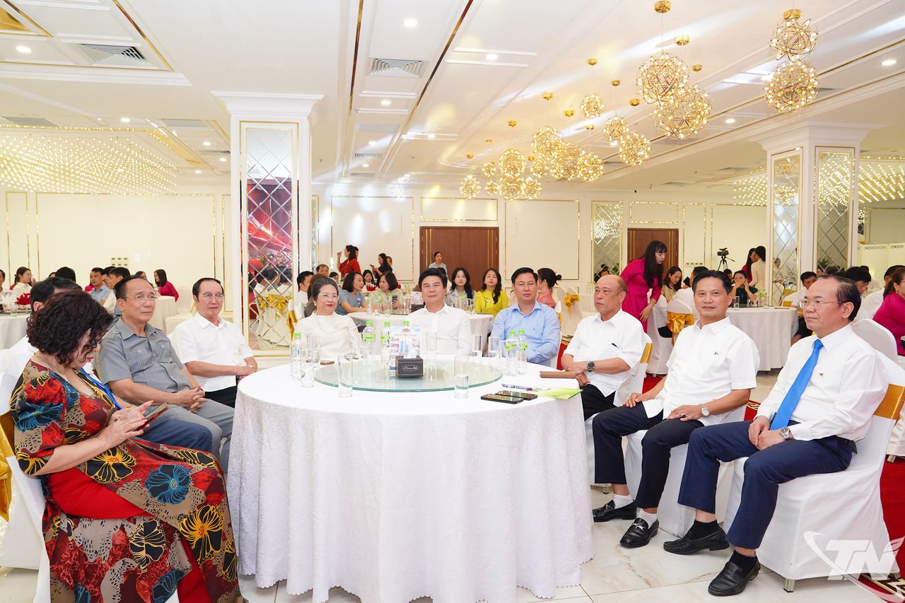 Tăng cường hợp tác truyền thông, đồng hành cùng doanh nghiệp