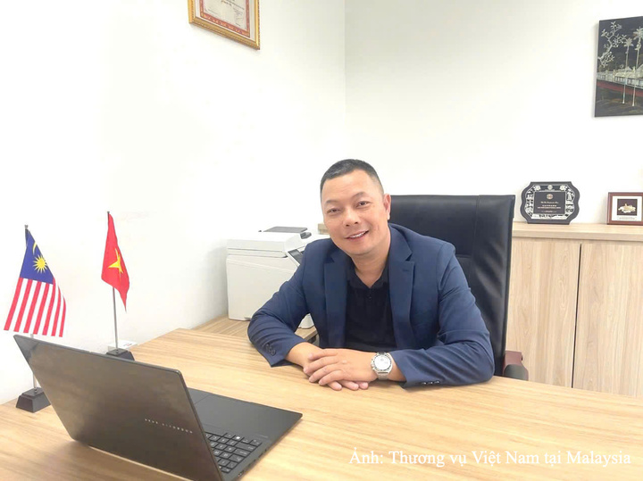 Ông Phùng Văn Thành, Thương vụ Việt Nam tại Malaysia.